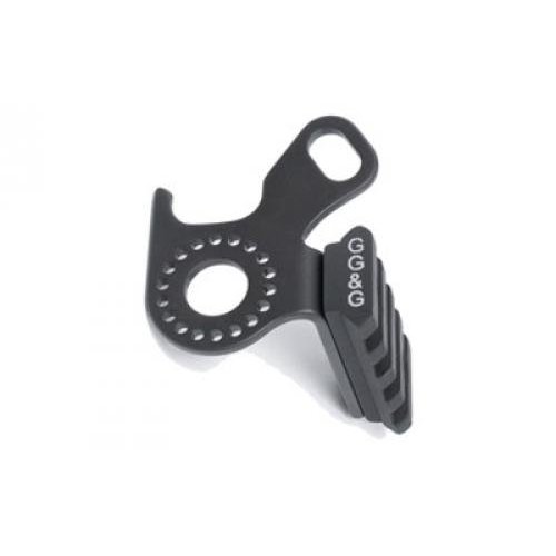 GG&G Inc. Sling/Flashlight Mount, fits Mossberg 500, Black
