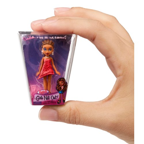 MGA's Miniverse Mini Bratz Series 2 Collectible Figures, 2 Mini Bratz in Each Pack, Blind Packaging Doubles as Display, Y2K Nostalgia, Collectors Ages 6 7 8 9 10+