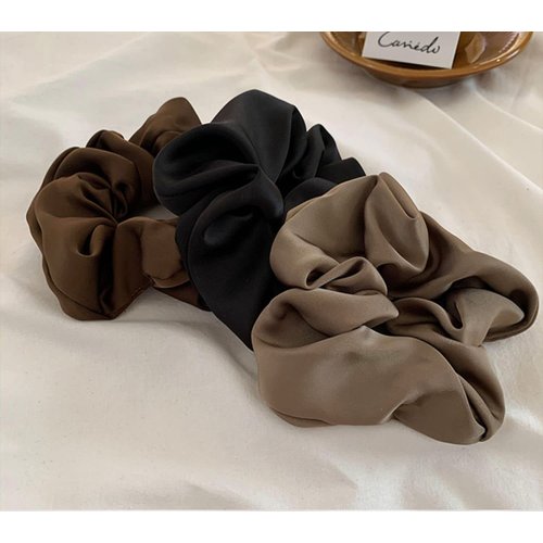 Yonchic 3-Piece Vintage Satin Elastic Hair Ties, Gentle Style Scrunchies Girls Ponytail Holders, Multicolor Fashion Rubber Bands Hair Accessories No Damage for Women