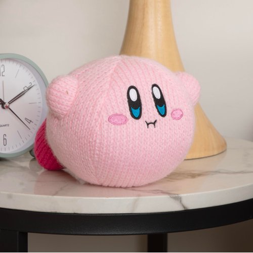 TOMY Nuiguru Knit Kirby Plush - Hovering Kirby Plushie - Crochet Plushies - Collectible Crochet Stuffed Animals - Soft Knit Plush Toys and Kirby Room Decor - 6 Inch