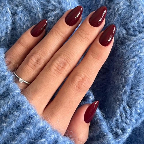 Dark Red Press on Nails Short Almond Oval Glossy Fake Nails 24Pcs, Solid Color Nails press ons 12 Sizes, Reusable Nail Kit, Stick on Nails for Women and Girls Daily Wear