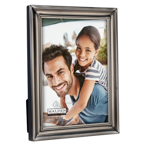 Malden International Designs 192-57 Concourse Pewter Metal Picture Frame, 5x7, Silver