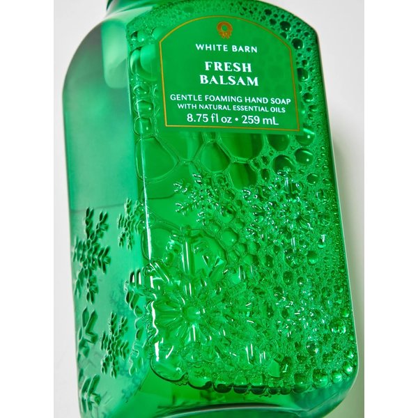 Bath and Body Works Fresh Balsam Gentle Foaming Hand Soap 8.75 Ounce Decorative Faceted Diamond Plate Green Bottle