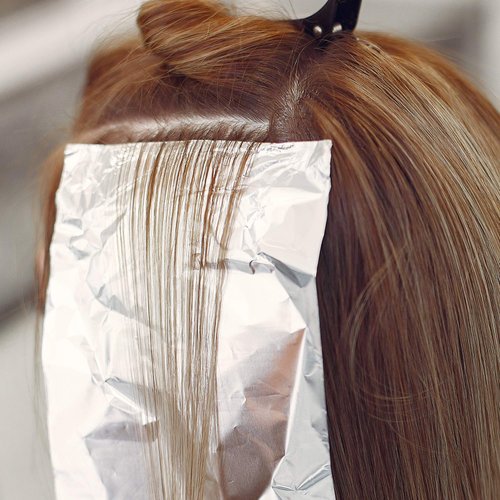 Blond Forte Silver Pop Up Hair Color Foil, Highlight Application Foil, 500 Sheet Dispenser, Coloring Aluminum Hair Foil 5”x11”