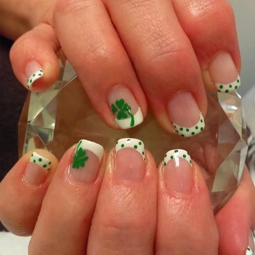 French Tip Press on Nails St. Patrick's Day Fake Nails Short False Nails Four Leaf Clover Green Dots Nail Design Full Cover Glossy Stick on Nails White Nail Tips Cute St. Patrick's Acrylic Nails 24pcs