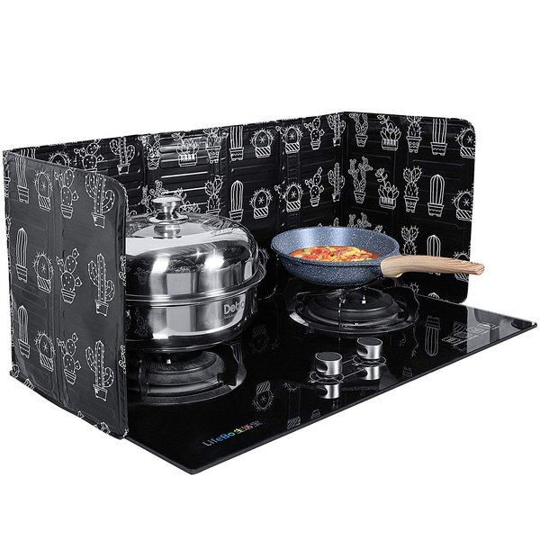 2 Pieces Anti Splatter Guard Oil Splatter Screen Board Aluminum Foil Oil Block Oil Barrier for Kitchen Restaurant Use