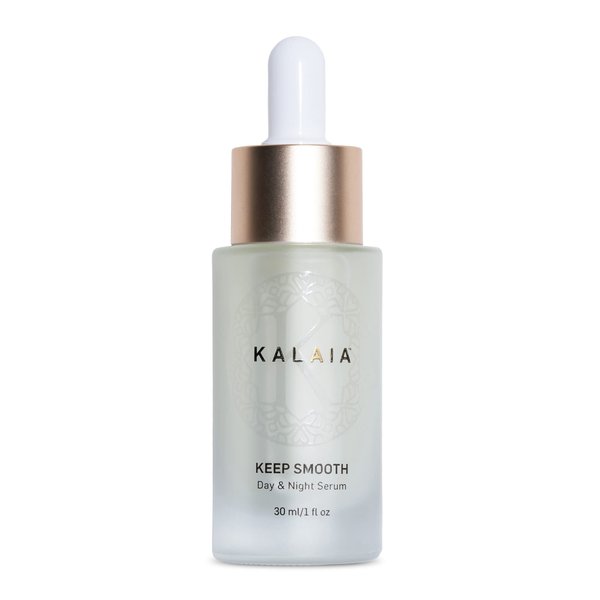 Kalaia Keep Smooth Day & Night Serum | 30 mL | Skin Care Anti Aging Serum for Face, Neck & Chest | With Hyaluronic Acid, Vitamin C, Water, & Natural Ingredients for Youthful Glow, Smooth Skin