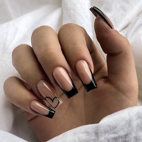 24Pcs Black French Tip Press on Nails Medium Length Square Fake Nails Nude Pink Full Cover Artificial Acrylic False Nails French Tip Press on Nails with Heart Design Stick on Nails for Women Girls