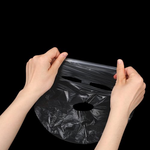 salbsever 200 Sheets Plastic Face Mask, Disposable Face Mask Facial Mask Set Spatula Transparent Moisturizing Face Mask Disposable Face Thin Facial Plastic Wrap Retention for Skin Care & DIY Spa Mask