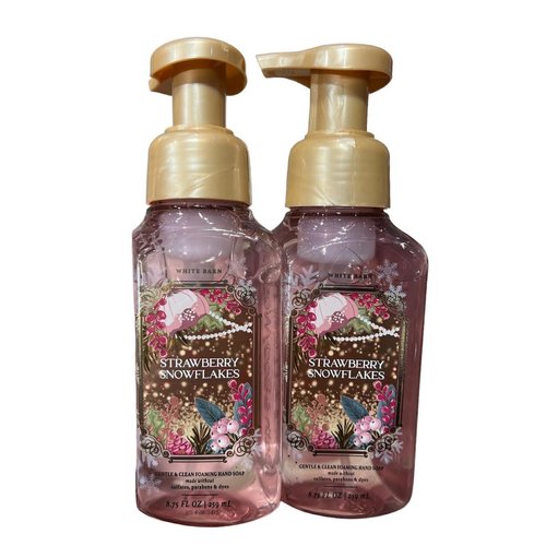 Bath & Body Works Foaming Hand Soap (Strawberry Snowflakes 2 pk)