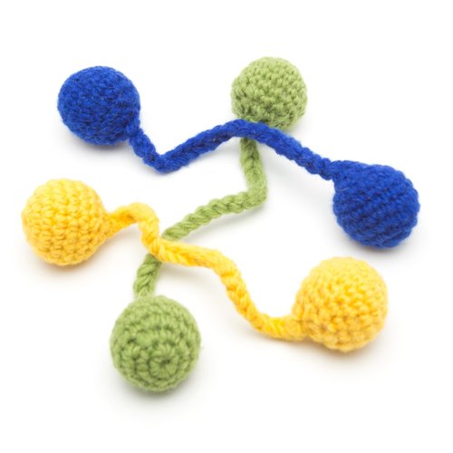 Glaciart One Catnip Wool Balls - Hanging Cat Toys for Indoor Cats, 100% Natural Wool - Hanging or Sliding Cat Ball Toy, Interactive Kitten Toy for Door Handles, Wall Hooks, Gift for Cats - Set of 3