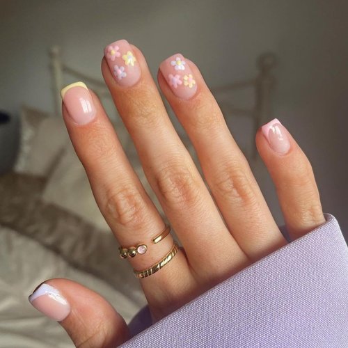 Flower Press on Nails Short Square Fake Nails Nude Stick on Nails Full Cover Small Colorful Flowers False Nail Tips Acrylic Spring Glue on Nails Cute Reusable Nail Art Decorations for Women 24Pcs