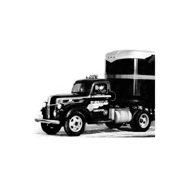 Dnepro Model - 1941 Ford Tractor Truck 4x2 DM35105, 1/35 Scale Model kit