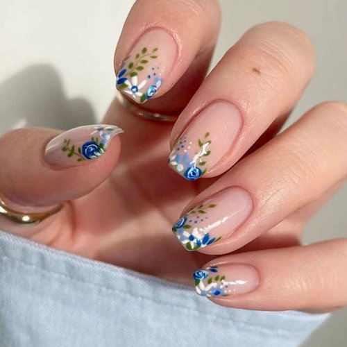 Flower Press on Nail Short Sqaure Fake Nail Blue Flower Deisgn for Acrylic Nail Spring Summer Full Cover Flase Nail Short Sticker on Nail with Glue for Women Girls Nail Art Decoration Supplies -24pcs Press on Nail