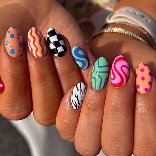 MERVF Oval Press on Nails Medium Fake Nails Press ons Colorful Glue on Nails with Checkered Striped Design Round Cute Summer Acrylic False Nails Glossy 24pcs