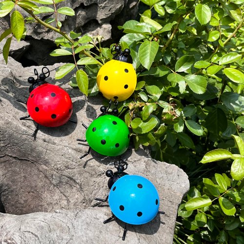 Cruis Cuka Metal Garden Decor for Outside Cute Colorful Ladybugs Yard Art Lawn Ornaments Wall Sculptures & Statues Outdoor Fence Decorations for Patio - Set of 4