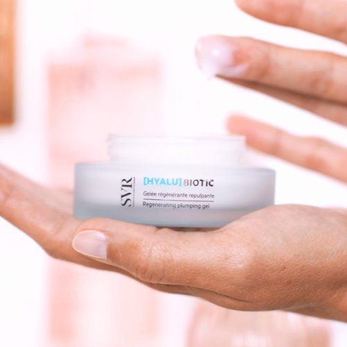 SVR [HYALU]Biotic Face Moisturizing Gel with Hyaluronic Acid, Probiotics and Stabilized Vitamin C for Dull, Dehydrated Sensitive Skin. 48hrs Hydration to Smooth the Appearance of Fine Lines, 1.7 fl.oz