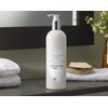 Kimpton Style Atelier Bloem Oolong Tea Hydrating Shampoo - 16 oz. - Hotel Collection - Bath & Body - Ylang Ylang, Amber, Chamomile, Orange Blossom, Geranium