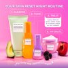 Glow Recipe Blackberry Retinol Face Serum - Anti Aging Night Serum & Pore Minimizer with Hydrating Triple Retinoids to Help Clarify Blemishes, Smooth Texture, Reduce Fine Lines & Wrinkles (30ml)