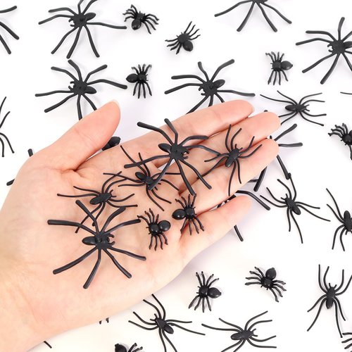 AIQINHU Halloween Plastic Spiders, 120 Pcs Fake Spiders Bulk for Halloween Prank Props, 3 Sizes Realistic Spider Toys for Trick or Treat Home Decor Halloween Party Decorations