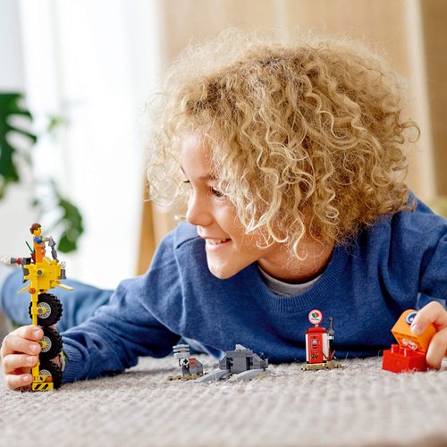 LEGO THE LEGO MOVIE 2 Emmet’s Thricycle! 70823 Three-Wheel Toy Bicycle Action Building Kit for Kids, 2019 (173 Pieces)