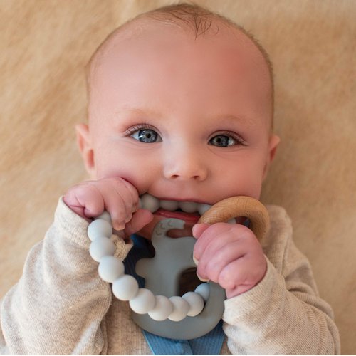 Nuby Natural Wood & Silicone Teether Ring: 3 M+, Elephant, Gray