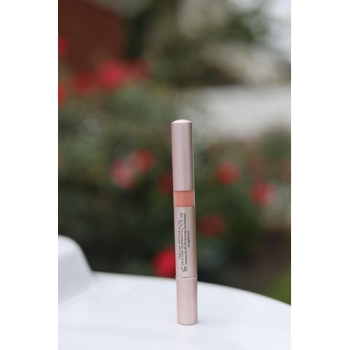 Laura Geller Lip Silk Liquid Lipstick (French Kiss)