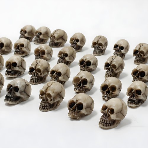 Ykybhx Mini Skull Heads Halloween Decorations,20PCS Realistic Skulls Ornamets,Miniature Human Skulls for Bar Home Table Decoration Haunted House Day of The Dead Decor DIY Crafts Props Party