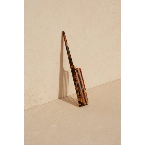 Eternally In Amber Signature Black/Gold Granite Rat Tail Comb, 1 Count, Teasing, Styling, & Parting Comb, Tip for Parting, Cellulose Acetate Teasing Rat Tail Comb for Women, Men, & Kids