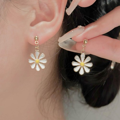 Sttiafay Vintage Daisy Flower Earrings White Flower Drop Earrings Enamel Flower Stud Earrings Boho Sunflower Earrings Jewelry for Women