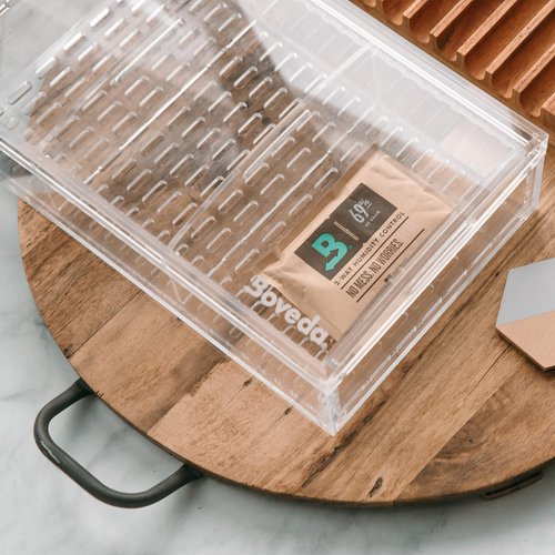 Boveda 69% Two-Way Humidity Control Packs For Plastic, Wood Humidifier Boxes & Resealable bags – Size 60 – 12 Pack – Moisture Absorbers – Humidifier Packs – Individually Wrapped Hydration Packets