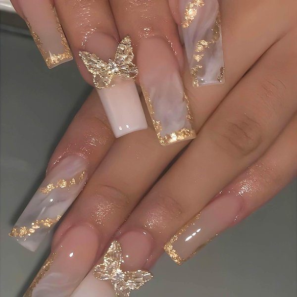 RTKHFZE Press on Nalis Long Coffin Nails Press ons Square Fake Nails Nude Gradient Acrylic False Nails with Metal 3D Butterfly Designs and Gold Glitter Artificial Nails Stick on Nails for Women 24Pcs