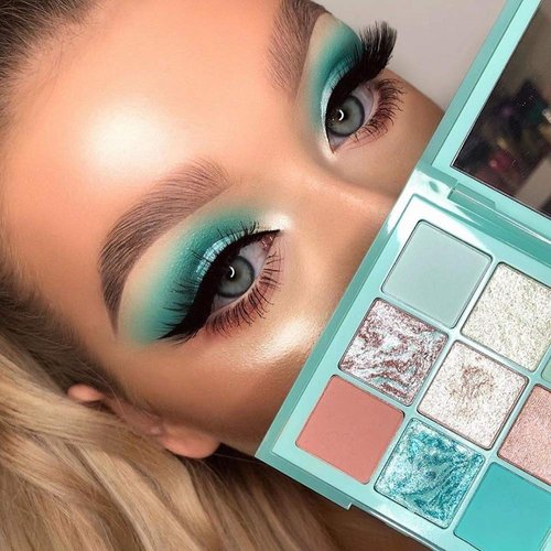 Yinrunx 9 Colors Eyeshadow Palette Portable Matte Shimmer Long-lasting Eye Shadow Daily Makeup Pallet Set Mint Pastels Lilac Eyeshadow for Girls
