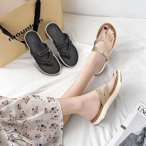 COFACE Womens Orthopedic Flip Flops Ladies Slip On Athletic Yoga Mat Memory Foam Cushion Thong Sandals Summer Beach Pool FlipFlops Sandles Comfy Plantar Fasciitis Arch Support Beige Size 8