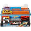 Hot Wheels Toy Cars & Track Set, Race Case Playset with 2 Vehicles in 1:64 Scale, Dual Launcher for Side-By-Side Racing & Portable Storage Container