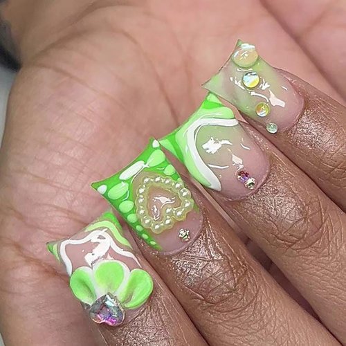 24 Pcs Duck Nail Tips Square Press on Nails Short Fake Nails Light Green French RIICFDD False Nails Pearl Rhinestone Nail Charms Wide Duckbill Desigs