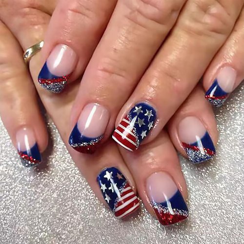 24Pcs 4th of July Press on Nails Short Square French Tip Fake Nails Independence False Nails with American Flag Star Glitter Design Acrylic Day Glue on Nails DIY for Women Decoration