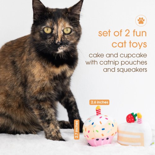 Pearhead Birthday Cake Cat Toy Set, Stuffed Birthday Cake and Cupcake Cat Toys with Catnip and Squeakers, Interactive Fun Kitten Toys, Perfect Pet Owner Birthday Gift, Ideal for Cat Lovers, Set of 2