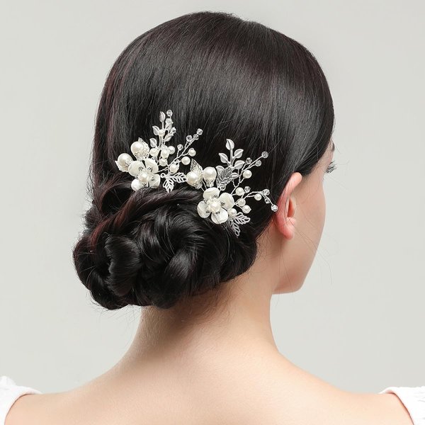 CASOLVX Pearl Flower Hair Clips Crystal Leaf Handmade Silver Hair Pins Wedding Bridal U Shape Hair Pins for Bride and Bridesmaid Gifts 2PCS