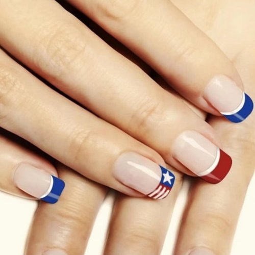 24Pcs 4th of July Press on Nails Short Square French Tip Fake Nails American Flag Glue on Nails Nude Coffin Independence Day False Nails for Women Patriotic Acrylic Nails Manicure Decoration