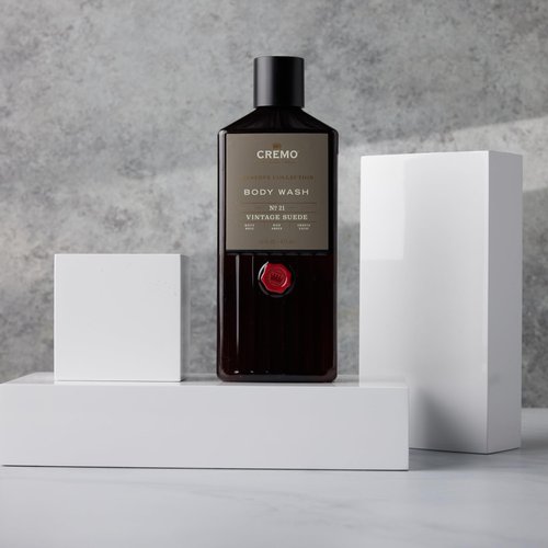 Cremo Rich-Lathering Vintage Suede Body Wash for Men, A Vintage Suede with Notes of White Moss and Rich Amber, 16 Fl Oz