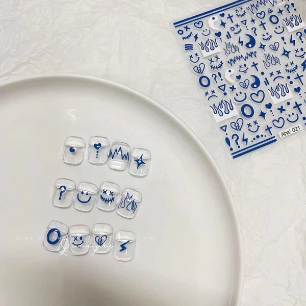 4 Colors New ins Minimalist Style Klein Blue Nail Stickers, Simple Blue Flame Love Stars Impressionist Drawing Line Flame Nail Stickers for Man Woman (4 Sheets)+Nail Sticker Specialized Tweezers