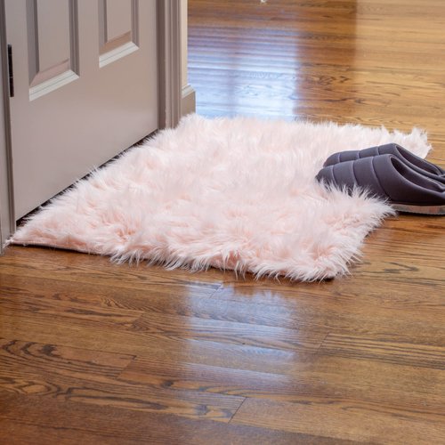 Super Area Rugs Ultra Soft & Fluffy Faux Sheepskin Rug, Light Pink 2 x 3 Feet Carpet for Bedroom Living Room