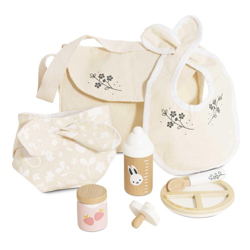 Le Toy Van - Honeybake - Baby Doll Accessories - Natural Cotton + Wooden Toy Dolls Nursing Accessories Set - Scaled Doll Accessories - 8 Piece Set - Dolls and Toys 30-35cm - Age 2+ Years