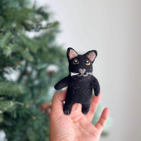Black Cat Finger Puppets, Felt Black Cat Finger Puppets, Finger Puppet Black Cat, Fair-Trade Cat Finger Puppets, Kids Educational Toys, Eco-Friendly Handmade Finger Puppets, Unique Gift for Children