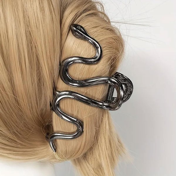 Snake Metal Hair Claw Clips, 1Pcs 4.52Inch Elegant Hair Claw Clips for Thin Thick Hair Accessories Metal Wavy Snake Design Non-Slip Strong Hold Grip Hair Clip(Black Snake)