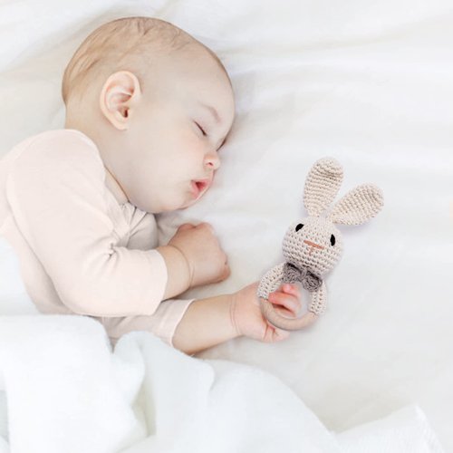Youuys Wooden Baby Rattle Toys, Easter Bunny Rattle for Baby Crochet Bunny Rattle Toy Natural Wood, Shaker Rattle for Hand Grips, Boy Girl First Rattle Gift, Newborn Gifts (Bunny)