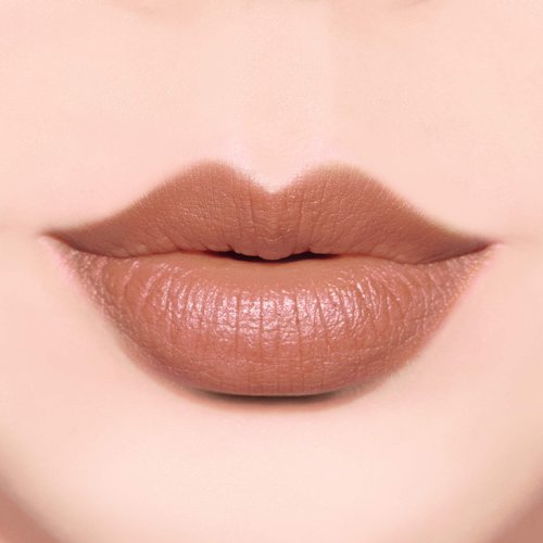 Paul & Joe Lip Crayon - Smooth Application and a Matte Finish - Made with Shea Butter, Jojoba Oil, and Macadamia Nut Oil - Un Calin