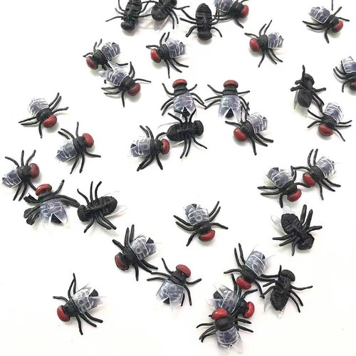 UUYYEO 100 Pcs Mini Plastic Flies Realistic Flies Fake Insects Prank Bug Trick Joke Props April Fools Day Props Halloween Party Favors