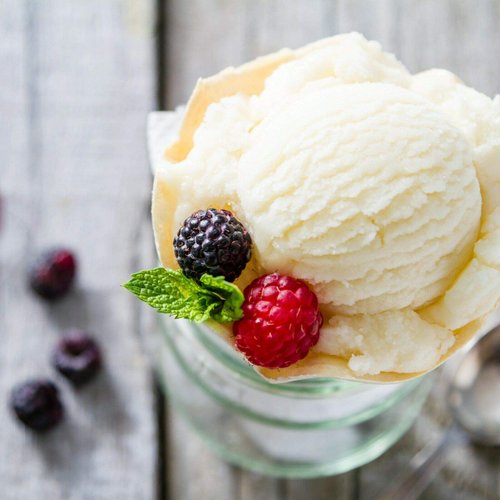 Black Raspberry Vanilla Fragrance Oil (0.5 OZ (15 ml) Euro Dropper)